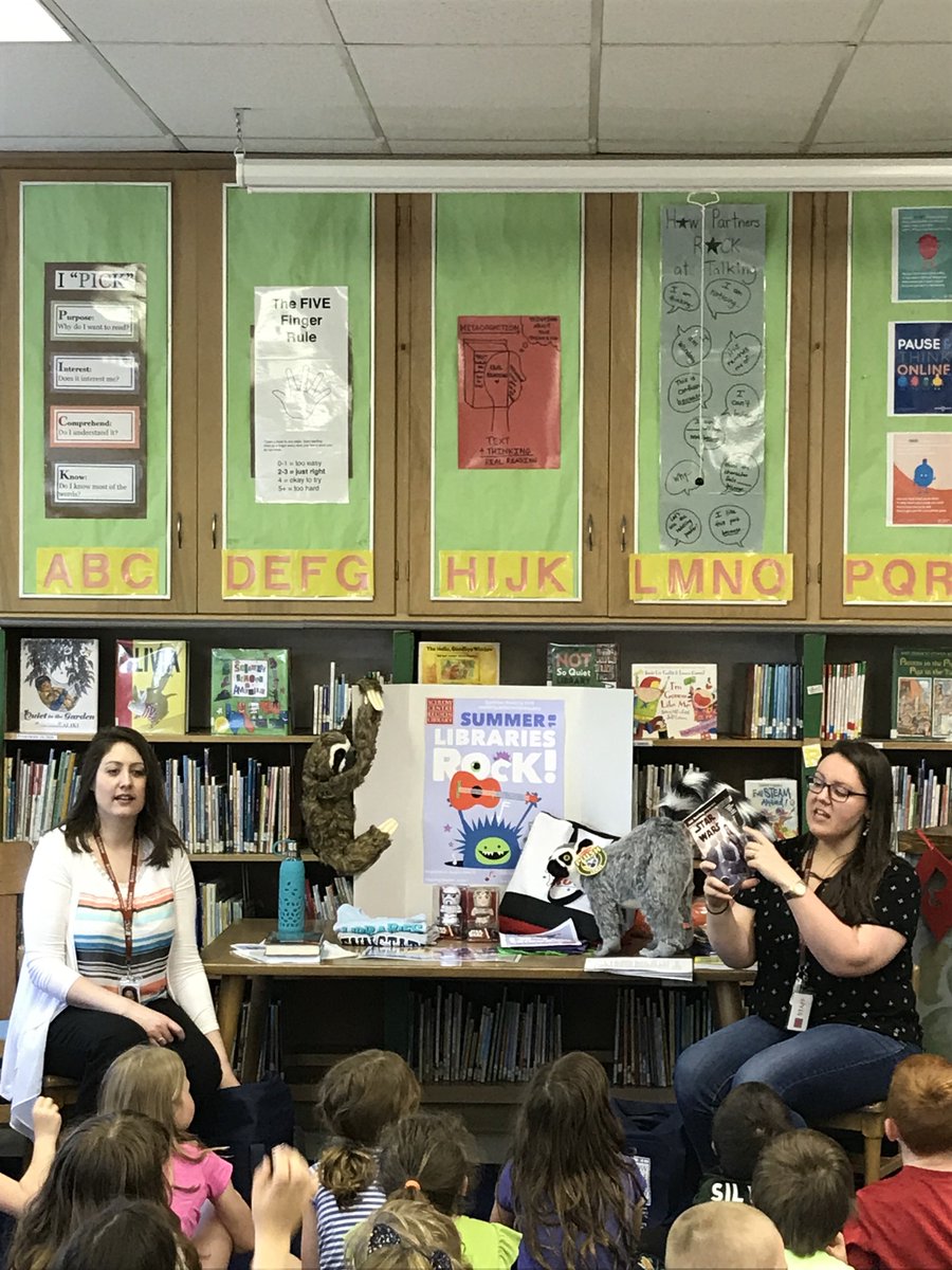 springcreekhawk's tweet photo. Friends of @schlowlibrary talk to kids about summer reading #Thankyou #Freelibrarycard https://t.co/ksl6FJgbRy