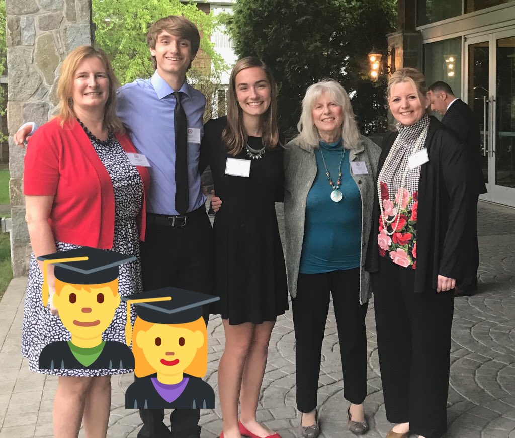 PutnamValleyCSD's tweet photo. Val/Sal Dinner @doubletree Tarrytown. So proud of Paige and Joe! #classof2018 #PVPride @PutnamValleyCSD @ski626 @jluft1 @pvhslmc @pvhs_c18  Congratulations to our 2018
Valedictorian: Paige Lee
Salutatorian: Joe Abate https://t.co/z5DmYUxZDQ