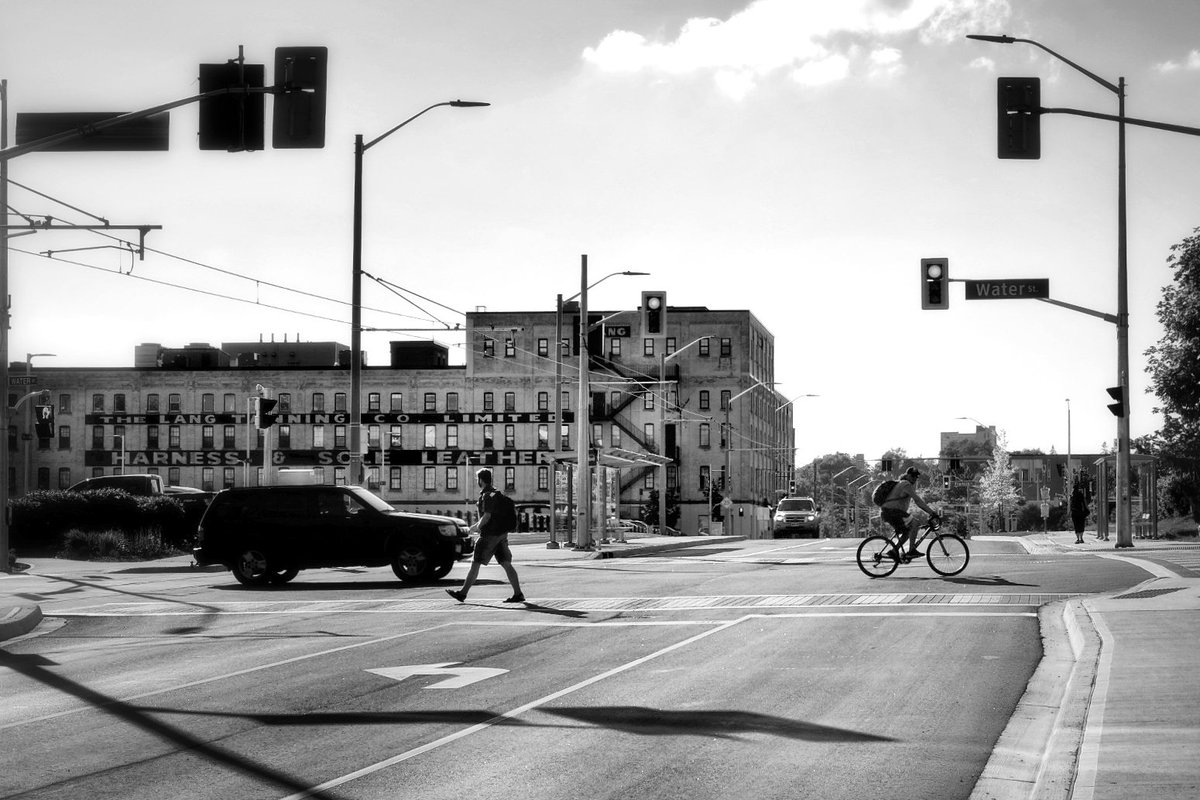 Learn the post-production tips and tricks that go into making a great black and white photo in our upcoming DIY Workshop with <a href="/LOFphotography/">LOF Photography</a> on Sunday 10 June: kwag.ca/civicrm/event/…