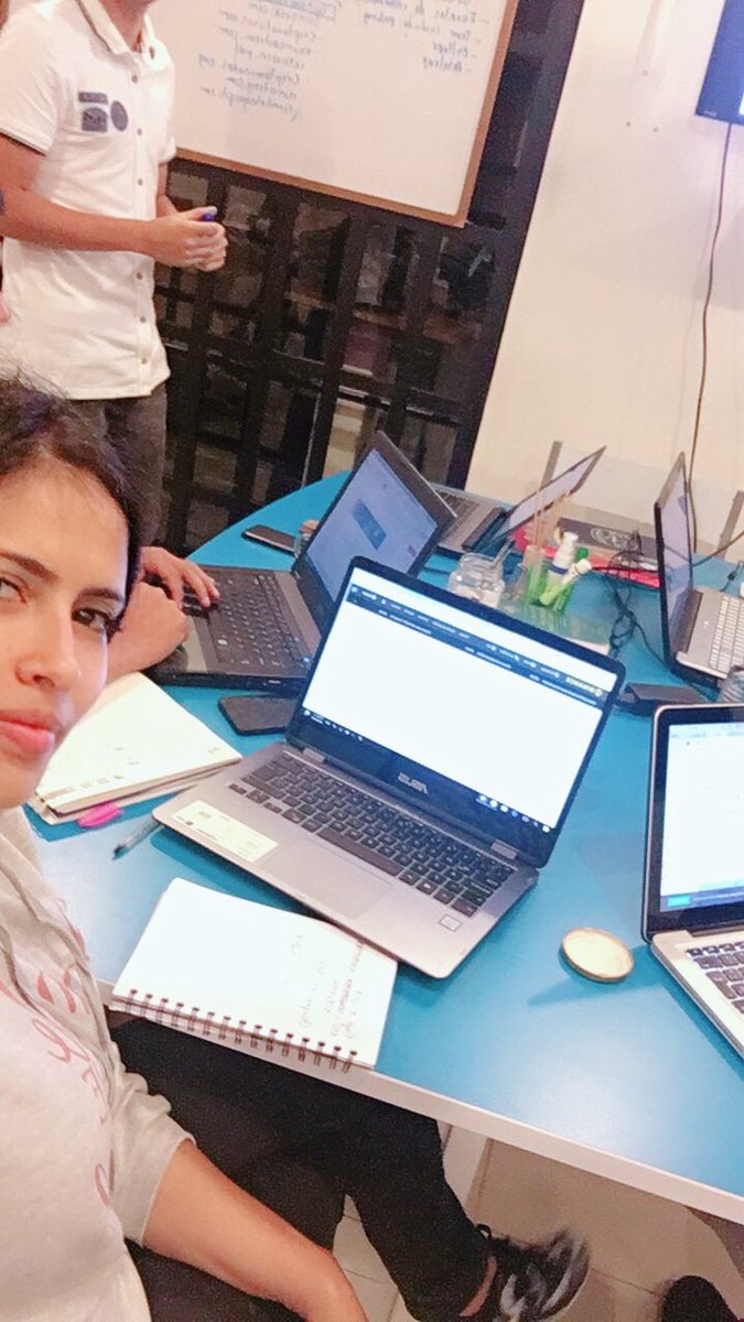 lys_liseth's tweet photo. 🤓🤓🤓🤓📈📈📈📈 https://t.co/p0hpmDHWSP