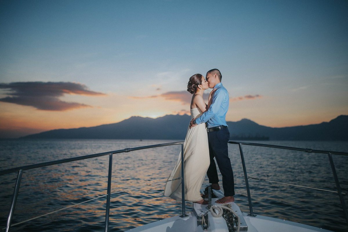 mediaramaphoto's tweet photo. Sail away with me🖤

#CoupleGoals  #wedding #WeddingPhotographer https://t.co/brmvQz6gOf