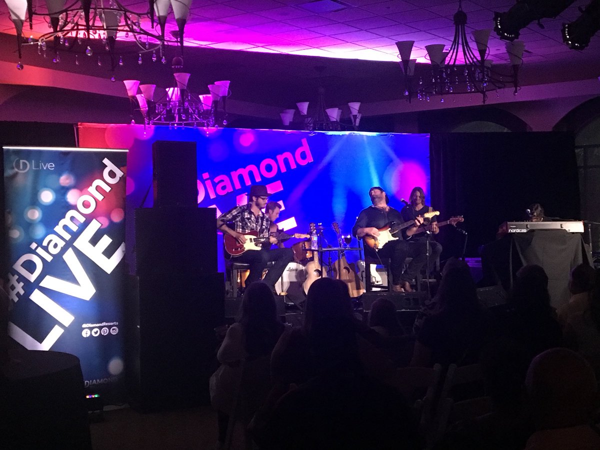 Elizabeth Wiewel tweet media