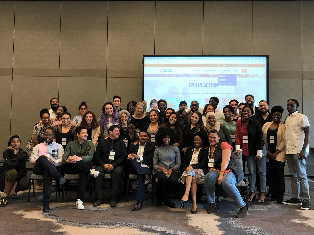 aStrongAdvocate's tweet image. Closing out the Youth-Led Change: #OYUnited breakout session with love here at @AspenFCS #OYF. Building communities within ourselves and #AdvancingPathways for #OpportunityYouth