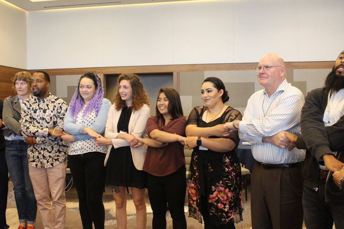 aStrongAdvocate's tweet image. Closing out the Youth-Led Change: #OYUnited breakout session with love here at @AspenFCS #OYF. Building communities within ourselves and #AdvancingPathways for #OpportunityYouth