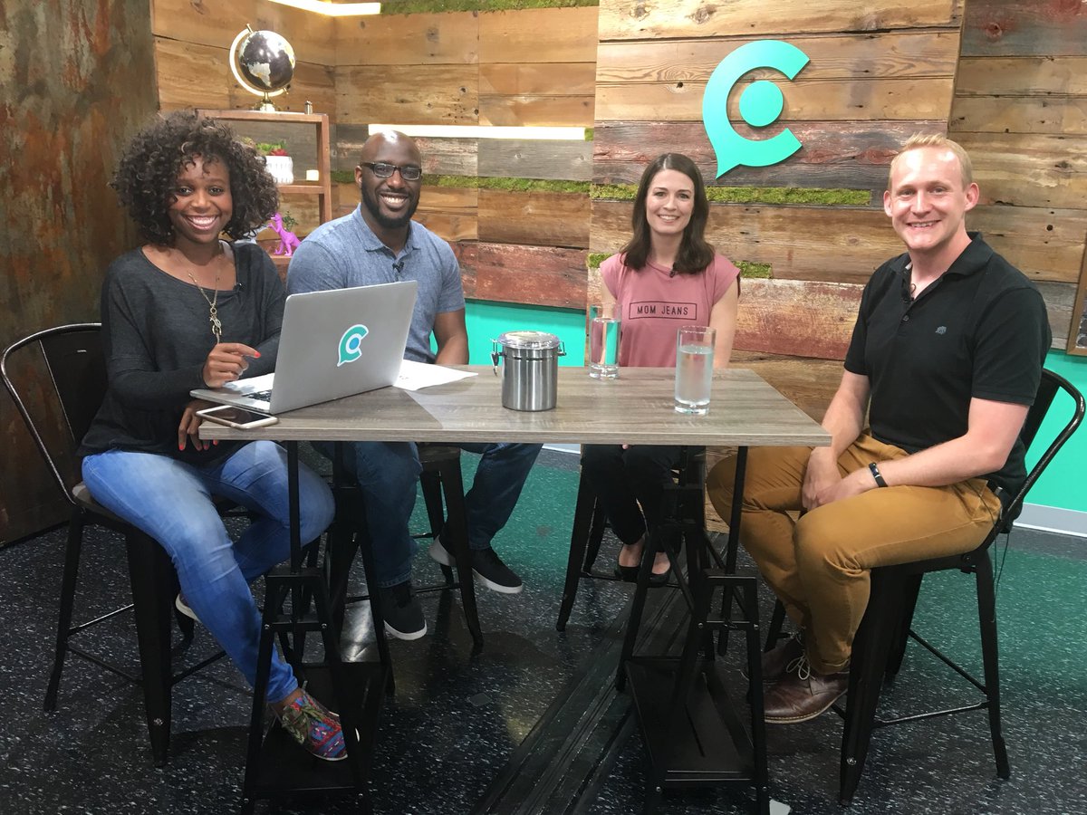 Do kids affect the romance with your partner? Short answer—> YES! <a href="/BeltwayBargain/">Laura Harders</a> Mom and I discuss with @Circa: bit.ly/2IIt4ur. #dadlife #parentingtips