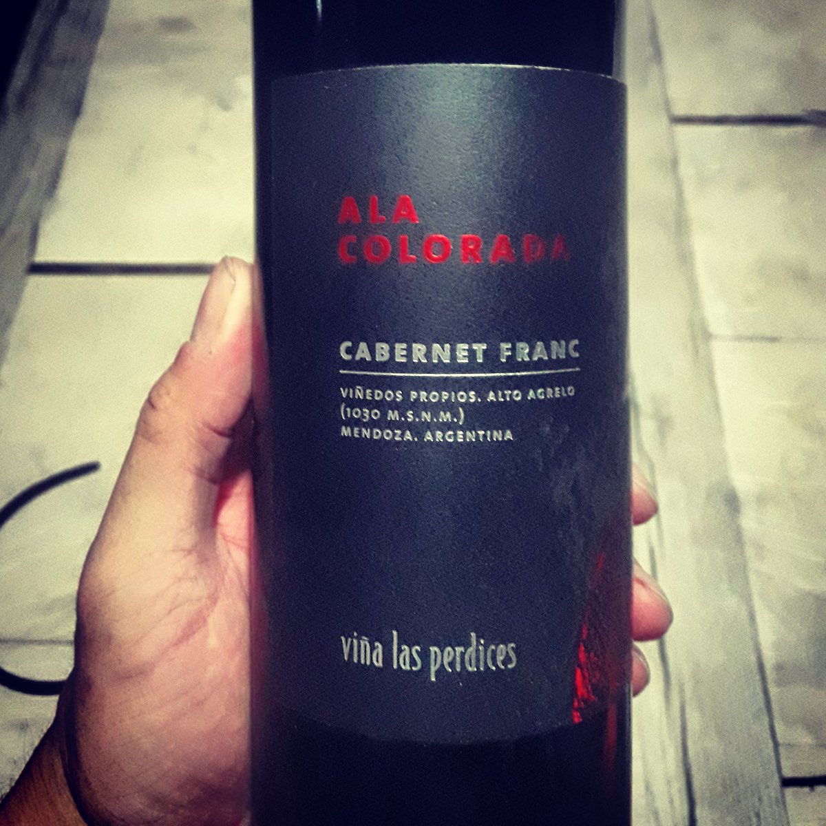 CristianChatore's tweet photo. Linda Noche para disfrutar de éste gran #CabernetFranc  #ALACOLORADA #Agrelo #Mza by @ferlosilla @LasPerdices1 🍷👏 https://t.co/4JNpuJLsj1
