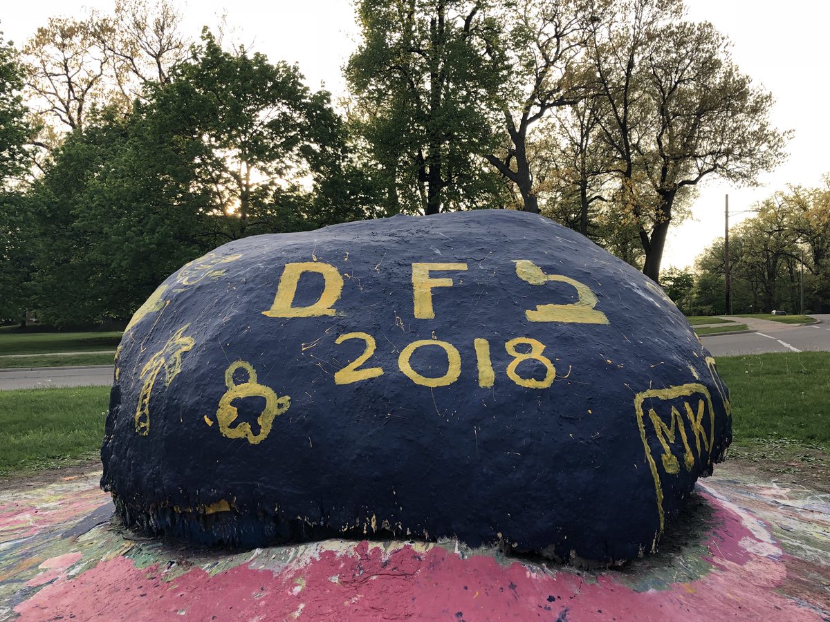 DFB_UM's tweet photo. Day 2 of #DFB2018 continued with a Cell Signaling Pathways lab led by instructors Breane and Emily, a dry lab on poster presentations guided by Mike and Barb and culminated with the tradition of painting the rock! Great job, guys! https://t.co/8UI6RhICtf