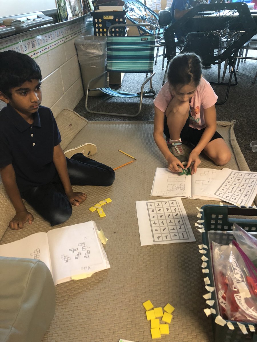 TheBeachDA's tweet photo. The #BeachBuddies visualized “tops and bottoms” of their cubes as they continued to explore cube nets today. Great thinking! 🤔💭📦 https://t.co/kGIHPI5jih