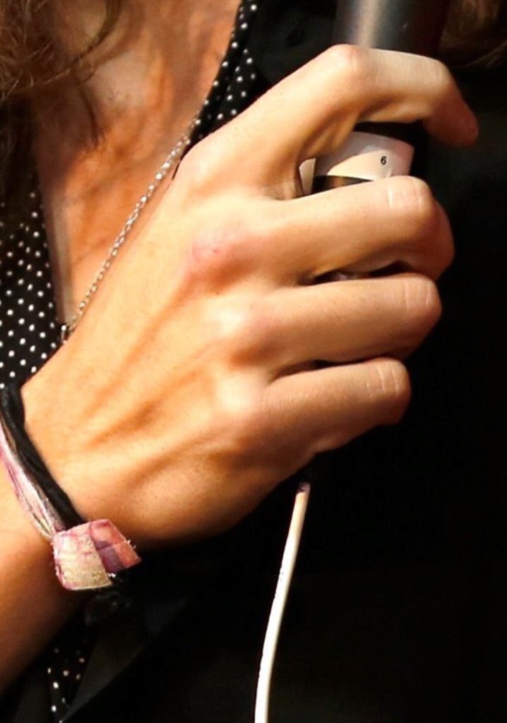 hq harry pics tweet media