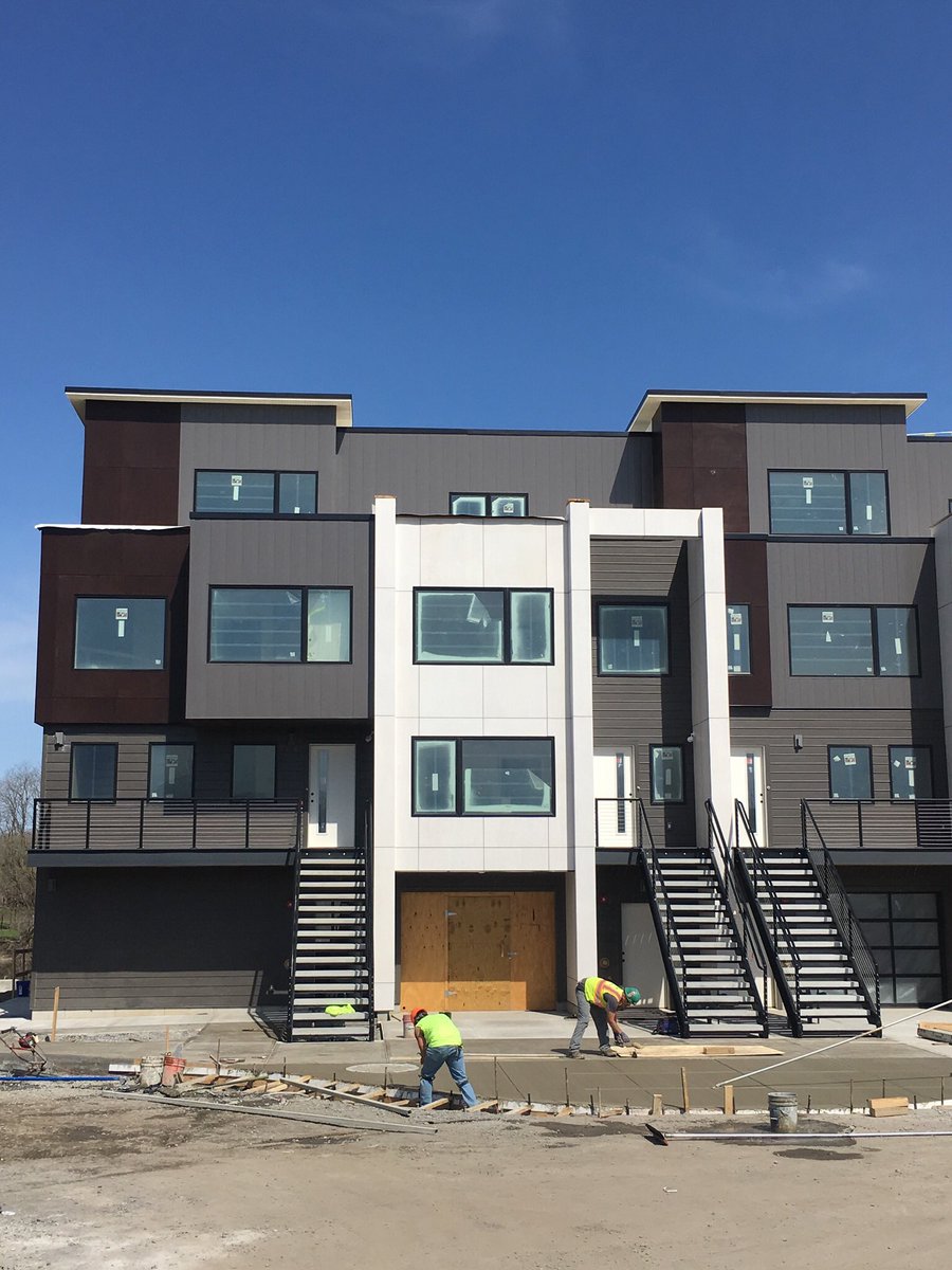 parklexusa's tweet photo. Parklex Facade panels going up on the Townhouses at Mohawk Harbor in Schenectady. Nothing beats the look of real wood. @parklexusa @DelfortePaul #parklexusa @CSSiding https://t.co/arg6598Ty0