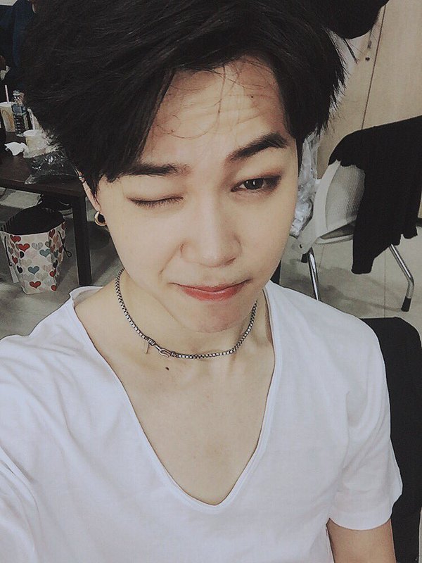 btsoldstuffs's tweet photo. 『@BTS_twt Twitter Update』 
Date: 160515
Cap: 일찍부터 와주셔서 고마워요 어서 가서 좀 자요
고마워요 
#JIMIN 
#방탄소년단 

#BTS old tweets / posts
#iVoteBTSBBMAs https://t.co/FPGxRKnu2B