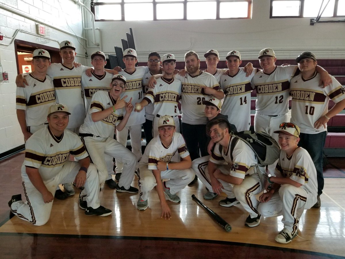 Cobdenbaseball's tweet photo. Congrats to John Russell on joining the 100 hit club for Cobden High School.
@cobden_high @cobden_cusd17 https://t.co/uzBbGsog40