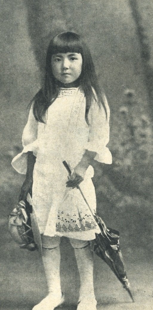 明治 大正 昭和の写真 Auf Twitter 最後は1909年 明治42年 の佐賀の女の子です こういう髪型は眉上ぱっつんって言うんでしょうか