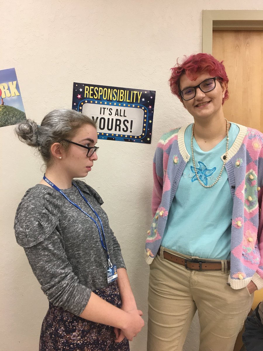 WBHCLASSOF2018's tweet photo. Day 3 : Senior Citizen Day 👵🏻🎉 https://t.co/Ld5qGuKFrz