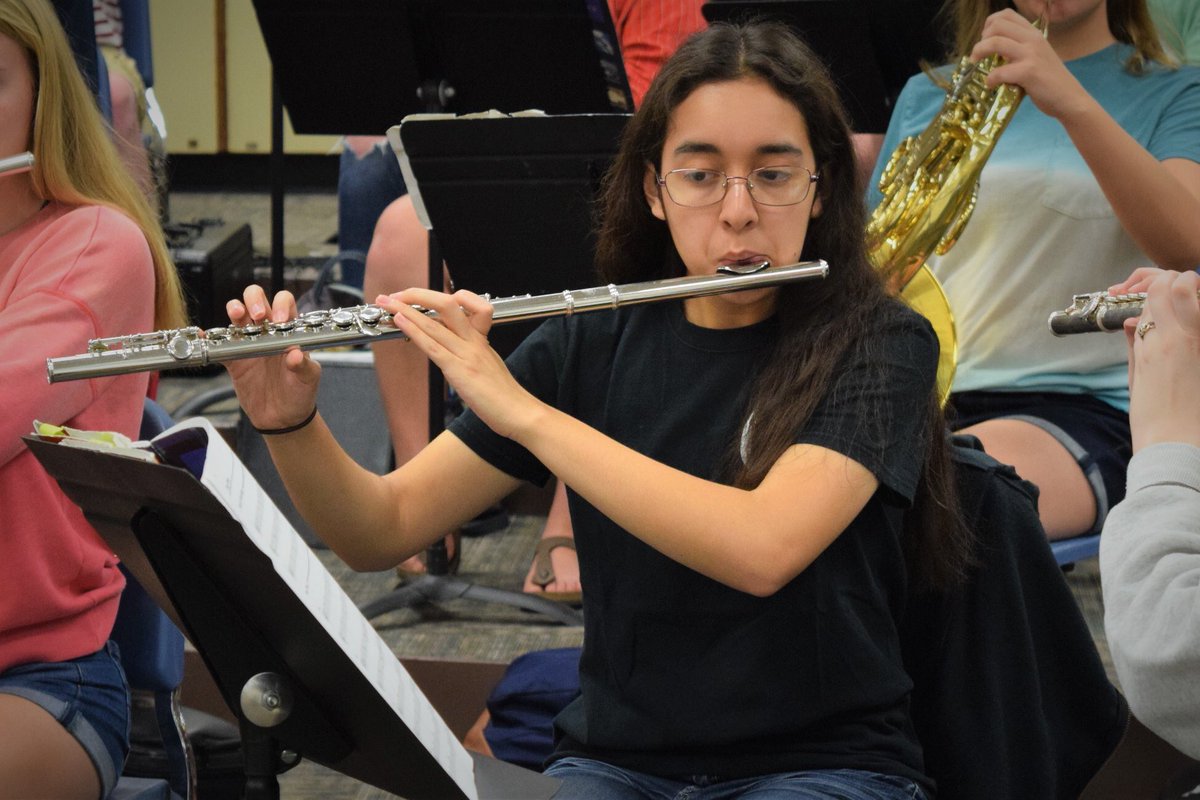 SiouxCityCSD's tweet photo. Special thanks to @SiouxCityNorth band for letting us interrupt rehearsal this morning for a few photos! So exciting to see how talented and involved our students are. #SCCSD https://t.co/QDR8PeyAn6