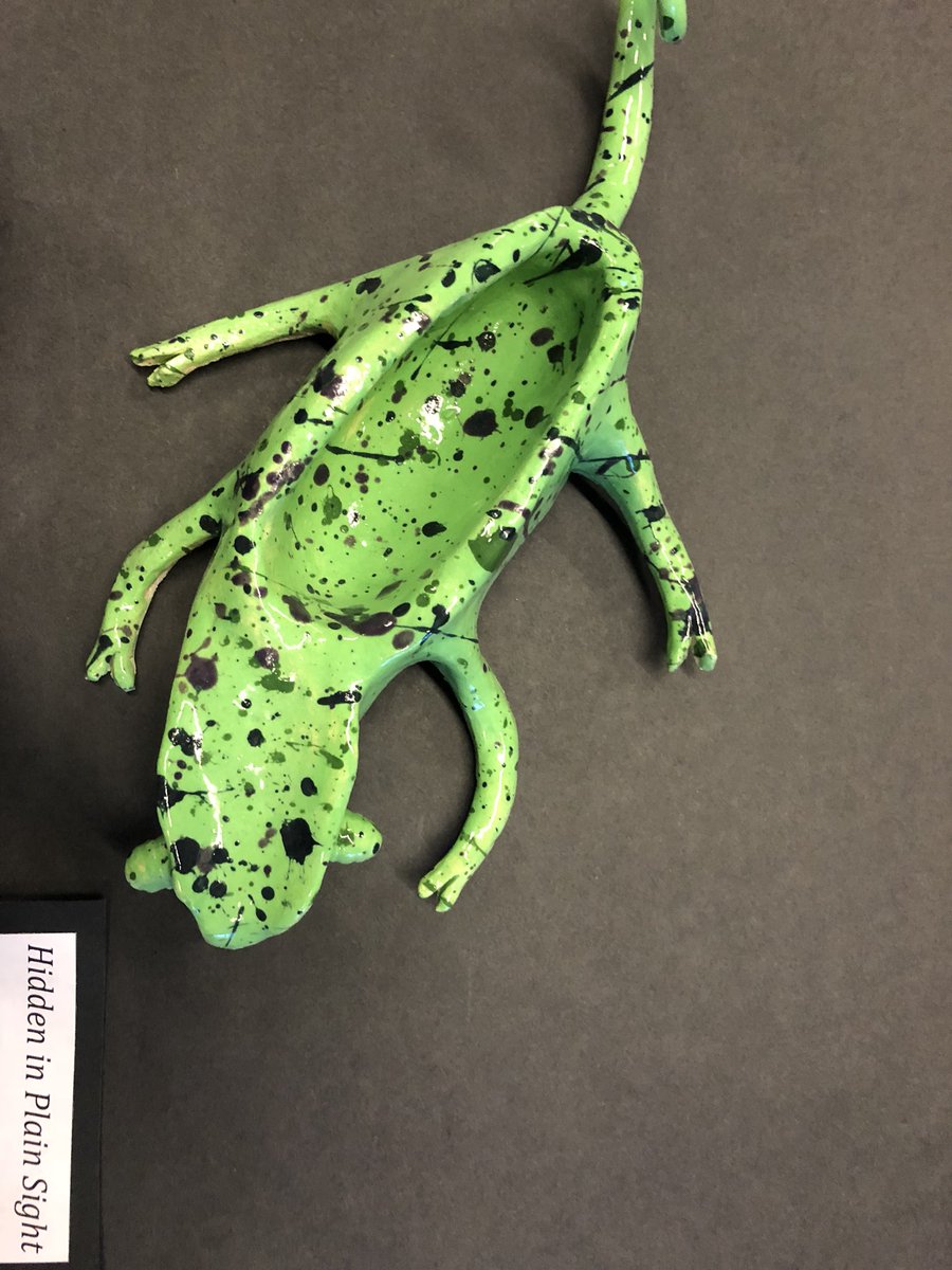 kalkoskeSHHS_AP's tweet image. Happening right now: Artrageous until 8:00 in the Black Box Theater! Amazing works and powerful message...Must See #PDAztecPride #AztecTribe