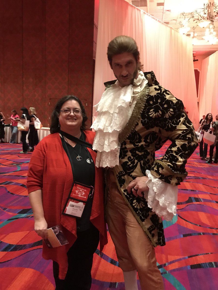 KarysaFaire's tweet photo. Yes, I’m having fun in Reno. LOVE @IronMikeFoster who’s always so approachable and kind. #RTCC18 @sfarwawriters https://t.co/pCVEitDPTI