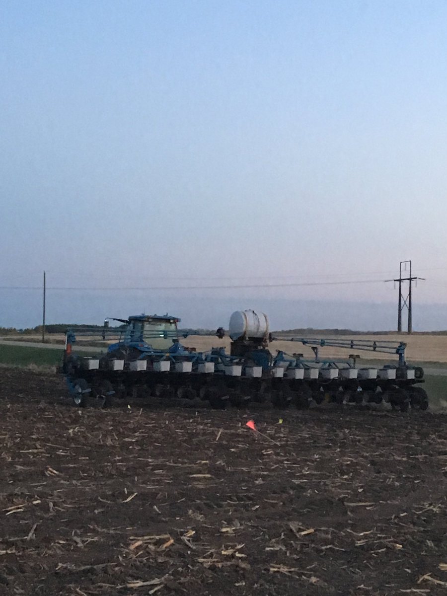 troyfield2field's tweet photo. #Field2Field Finishing a 16 variety silage plot in the twilight. #corntrials Can’t wait for the results! Stay tuned! https://t.co/hohuYs69rh