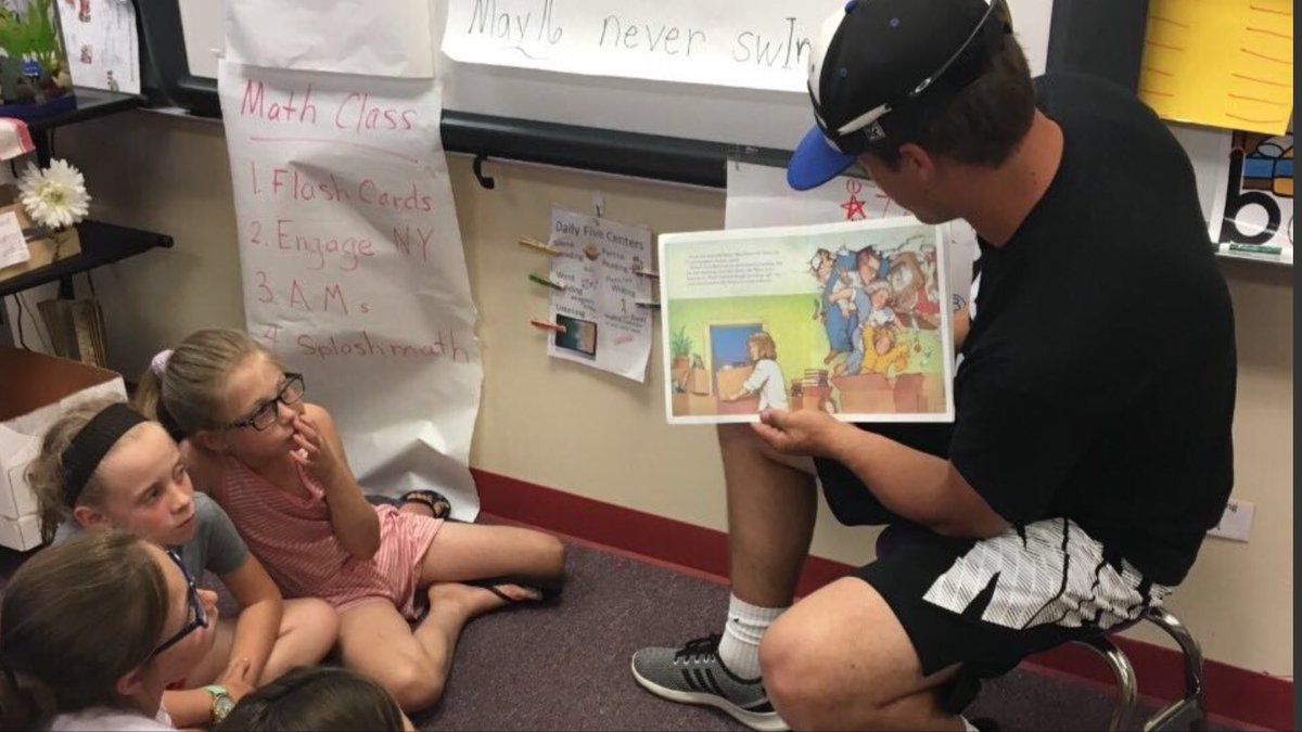 RockCreekBsbl's tweet photo. Celebrated last nights regional championship by giving back to the community and reading at St. George Elementary School today to 1st and 2nd graders!  📚 I’m not sure who had more fun... #ServantLeaders #MustangFamily https://t.co/o8sErAE8AD