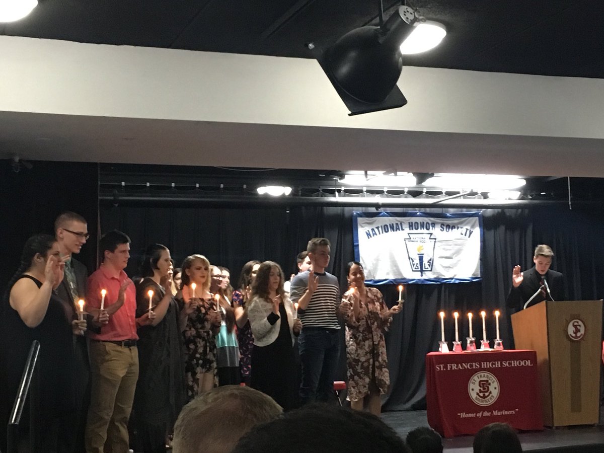 SFHS_Principal's tweet photo. Welcome to the newest members of the SFHS National Honor Society! https://t.co/GO9KTbiDMd