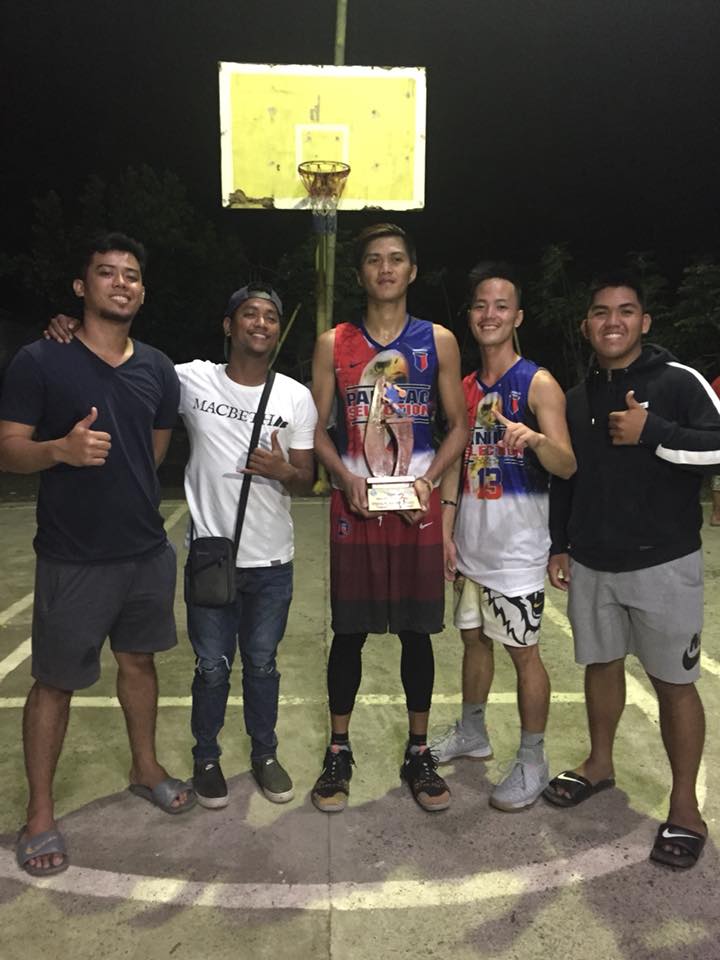 CK_RASOS23's tweet photo. #champion 🙏💪😻😻 https://t.co/ELbqNeklhp