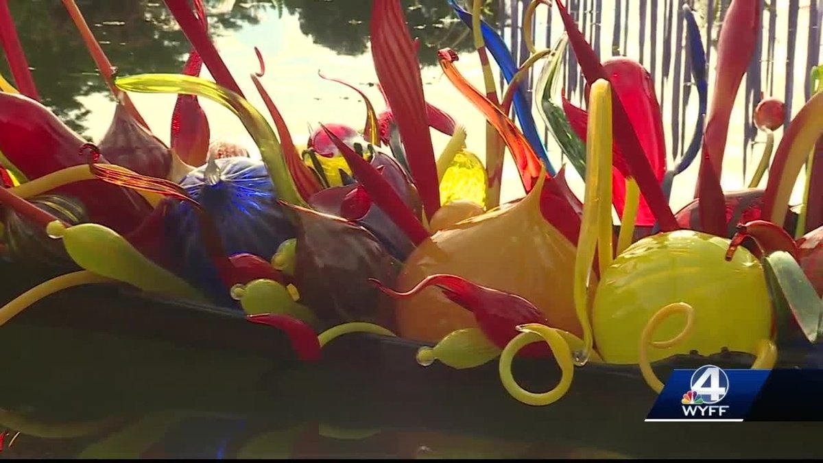 A first for Biltmore, Chihuly Art in the Gardens dlvr.it/QT6rqM