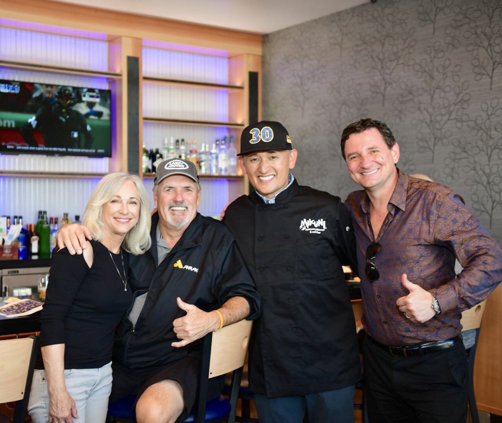 Witnessing history in the making! The expansion of the Mikuni Empire to Concord! Congratulations to Taro and Mikuni team with the grand opening of another restaurant!
•
#MikuniSushi #GrandOpening #Concord @russianamericanmedia @russiantimemagazine @russianperspective #RAMers