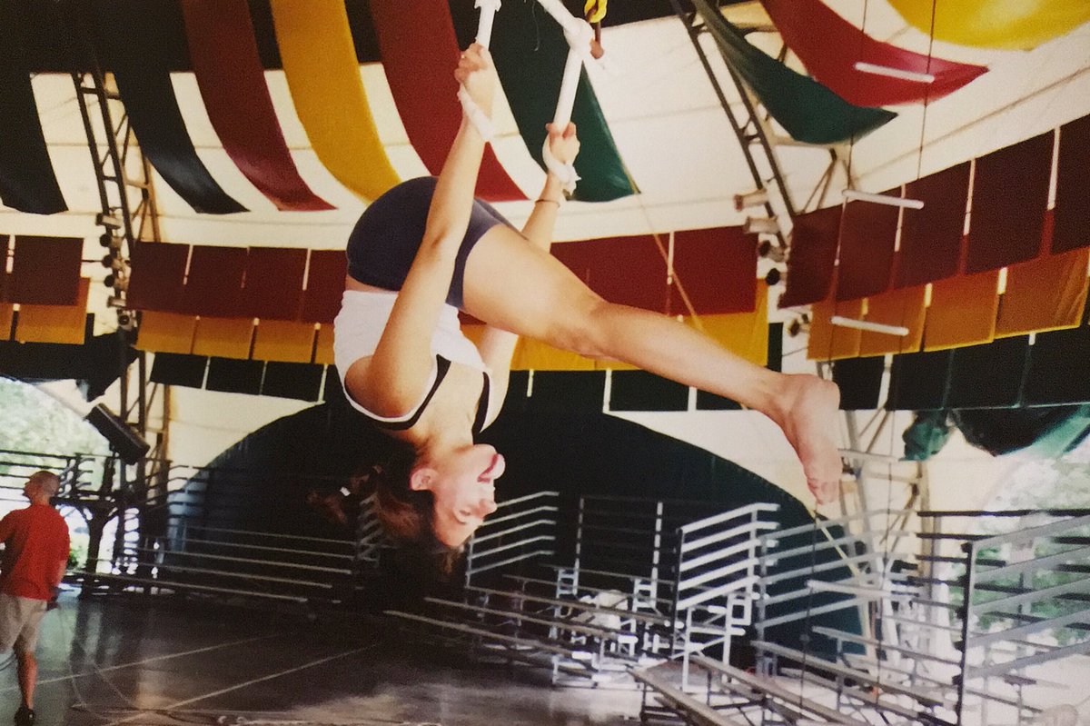 laurengibaldi's tweet photo. Circus me! My friend went through a bunch of old circus photos and found this. Circa 2004. Toe flex though? #fsucircus https://t.co/XCdTVlk8gP