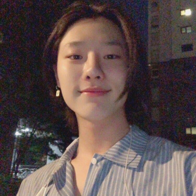 myboyibo's tweet photo. Cutie cutie seungyoun 💙 https://t.co/UH5d8Qy0SC