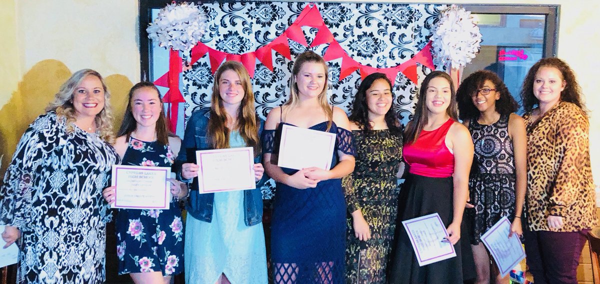 CyLakesSoftball's tweet photo. We had an amazing banquet tonight with our teams! We had a lot to celebrate with our JV & Varsity teams. Congrats on a great season, and we can’t wait until next year! #BlessedwiththeBest #ThisIsSparta #DecadeofVALOR #goodluckSeniors #CLSpartanSoftball https://t.co/aXFQMuuyBD