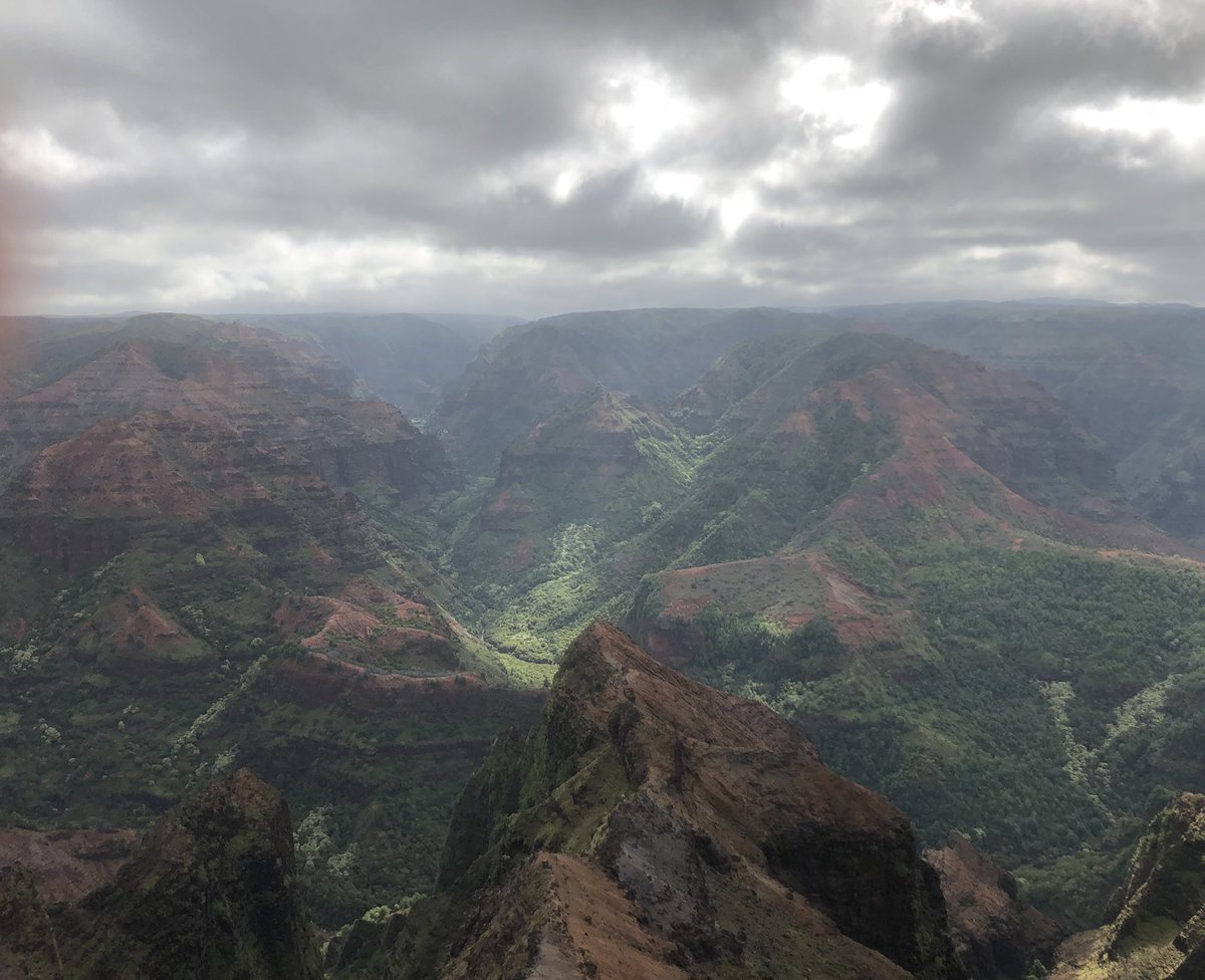 Apparently I forget Twitter is a thing while on vacay. Here’s a pic of #waimeacanyon in #Kauai