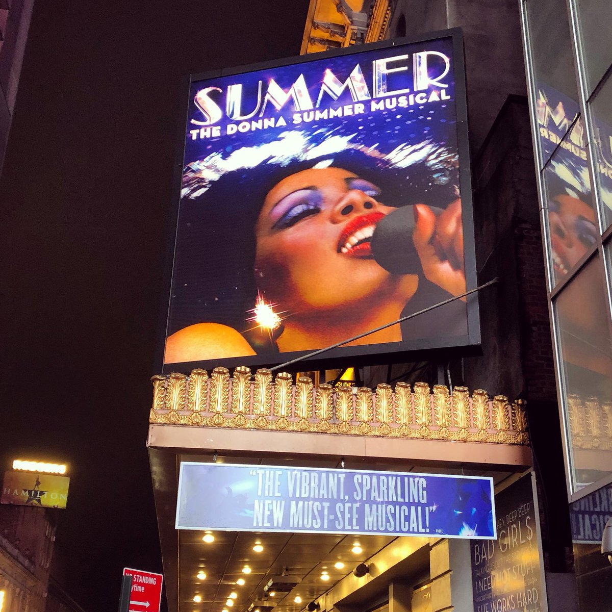 Heidyph's tweet photo. Disco Queen #summer #donnasummer #summerthemusical #broadway #hothothotstuff #newyork #ny #nyc #discoqueen #disco #lovetoloveyou  #leagueSRC #queen #adrian https://t.co/a9poNvEcZ4