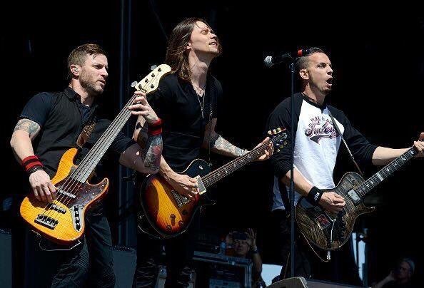 AlterBridge_Fam's tweet photo. Goodnight @alterbridge Family! Sweet dreams everyone!!! https://t.co/jvRidmAnF1
