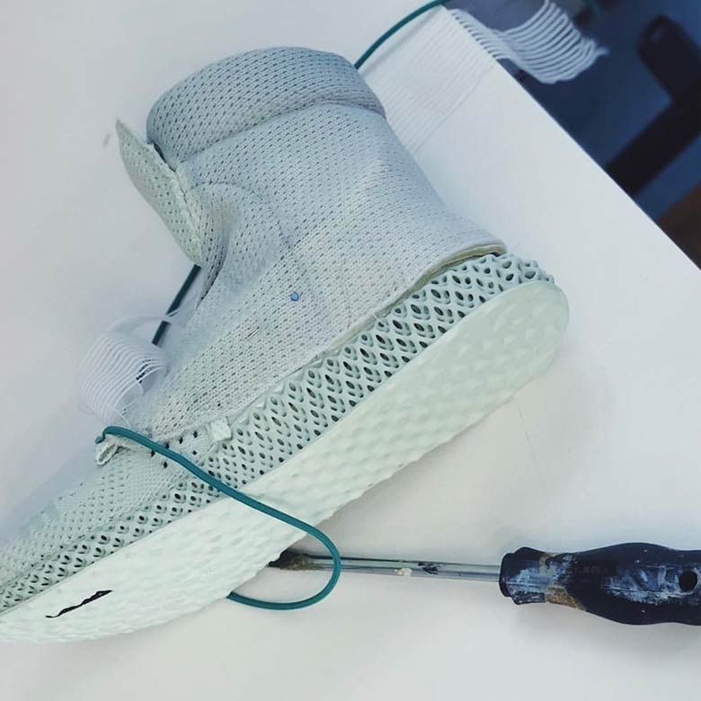 SneakerNews's tweet photo. Daniel Arsham is ready to take adidas to the moon 
https://t.co/fzMKlKTUPI https://t.co/ApRQQBoTf4