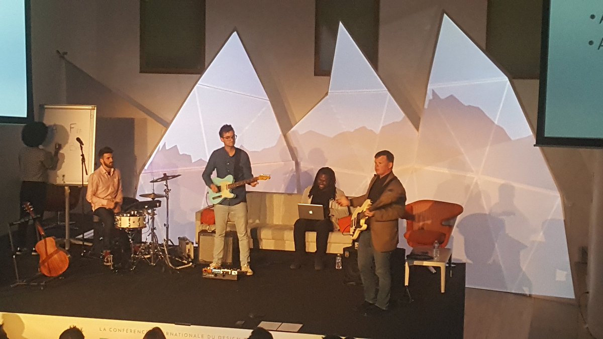 brigittelundin's tweet photo. #devent2018 Linking music #improvisation and #teamwork to explore the potential of shared #creativity. Next collaborative concert at @IsiteMUSE? ☺ https://t.co/9lM1ZhIjYh