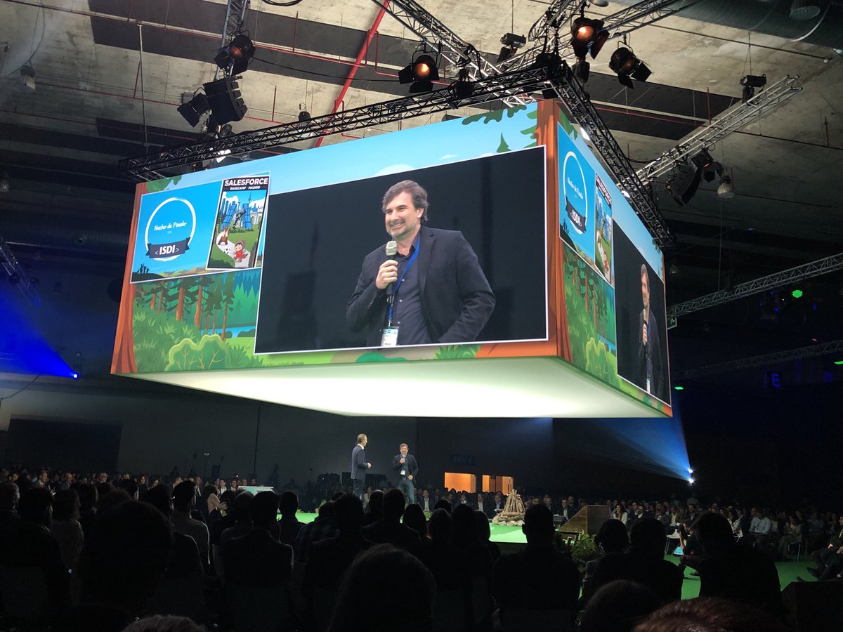InverDividendos's tweet image. .@NachodePinedo presentando @ISDI_edu en #SalesforceMAD 
@jorgevillabona @SerenaGia @suardiaz GO &amp;lt;ISDI&amp;gt;!! 😎🤙🏻