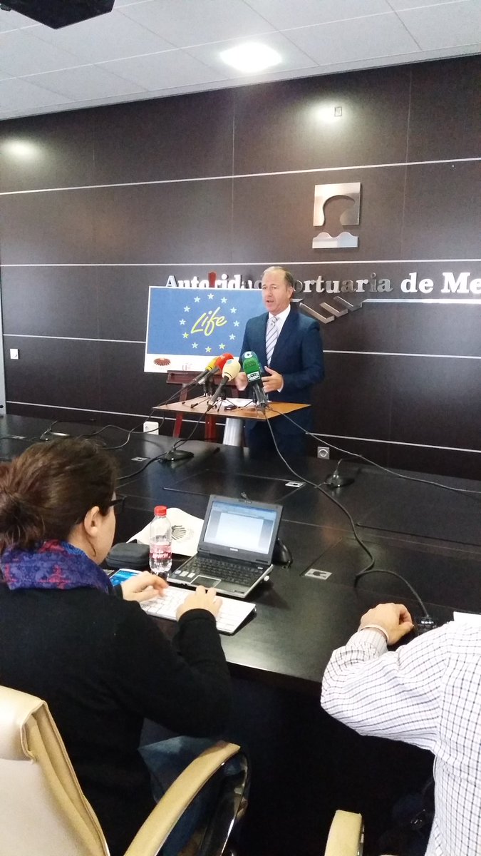 liferemopaf's tweet photo. #puerto de #Melilla junto con el consorcio del proyecto y #EMT y EASME dando una rueda de prensa para presentar el #LIFEproject #REMOPAF para la protección de la #lapa #ferruginea. https://t.co/LZe8xaPs6w