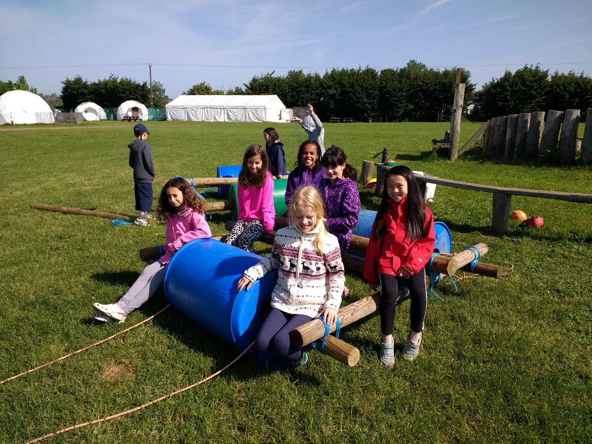 CHJSchool's tweet photo. Group 1 constructing working buggies this morning. #squarelashing #CHJCroftFarm https://t.co/9CiQzTSSsT