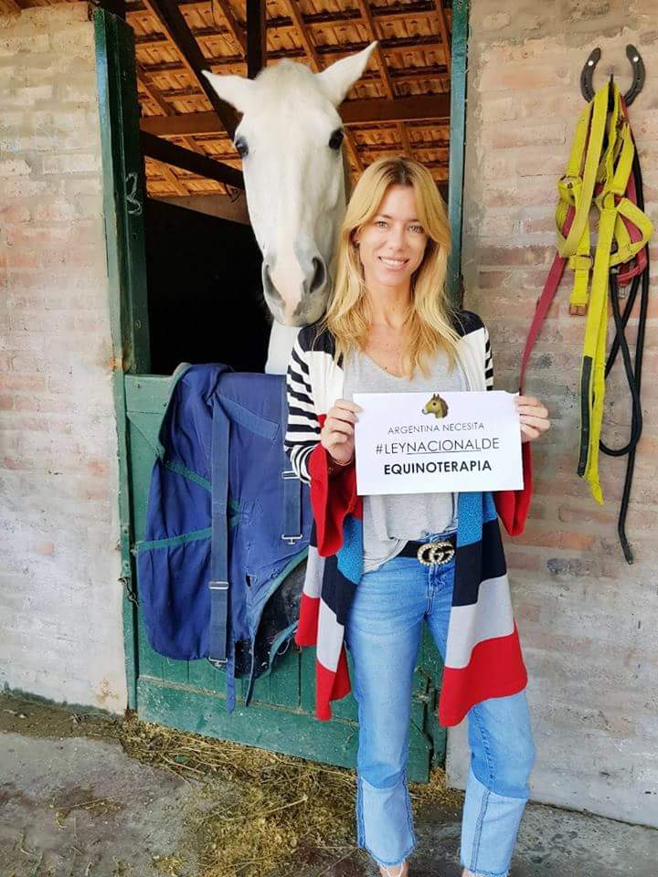 Alexis02500500's tweet photo. @AngeldebritoOk @nikitaneumann #leynacionalequinoterapia https://t.co/hQpGerqvAp