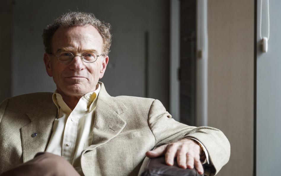LaVanguardia's tweet photo. “Nuestra genética da para que vivamos hasta los 120 años” Randy Schekman, premio Nobel de Medicina; investiga el alzheimer y el parkinson https://t.co/HX1B5L5tbo por @LluisAmiguet https://t.co/UnzOtMprTS