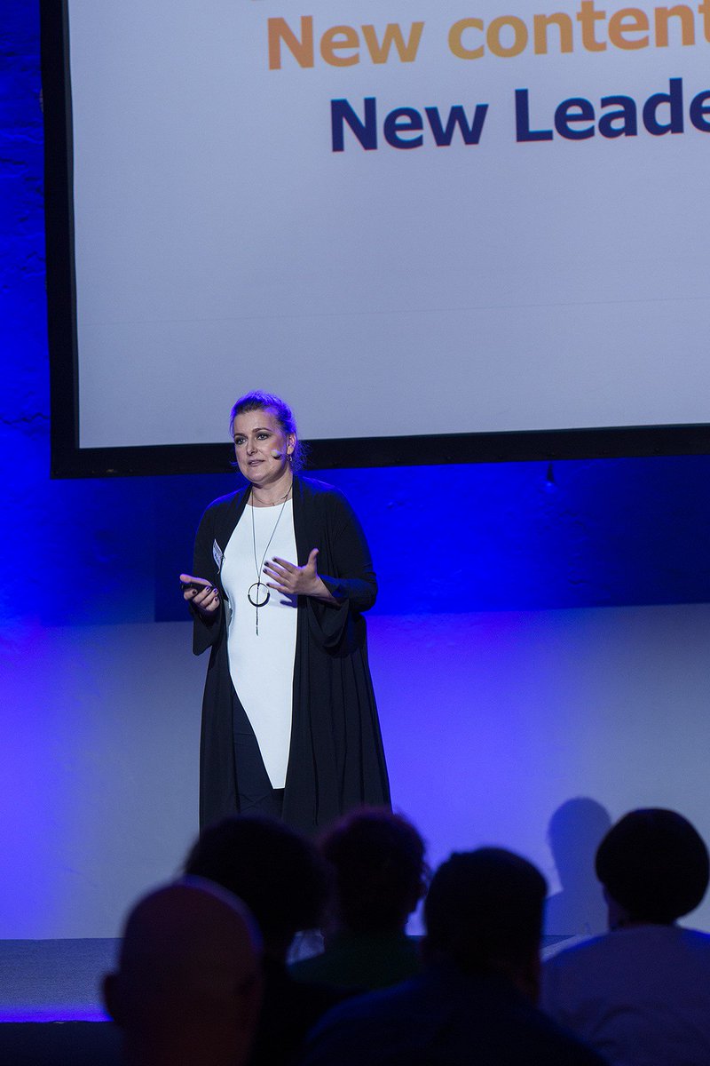 IKEAPolska's tweet image. Dziś nasi menadżerowie z całej Polski dyskutują o tym, jak czynić codzienne, domowe życie wielu Polek i Polaków jeszcze lepszym. Cieszymy się, że możemy się spotkać! #democraticdesign #IKEA #IKEAPolska