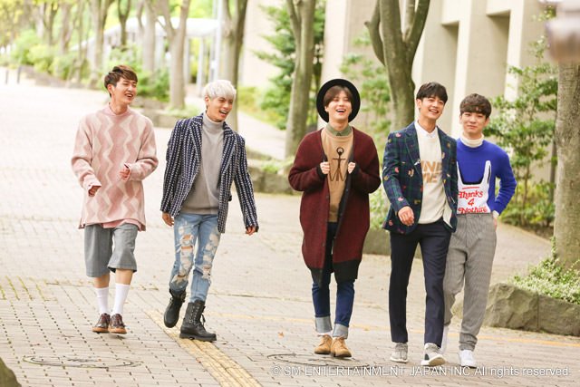 shineshinee0525's tweet photo. 180517 샤제이 오프샷 SYS &amp; 디디디 타래
[SYS] 단체 https://t.co/1W7vEFFTqE