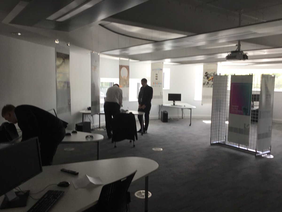 ExpoTees tweet media