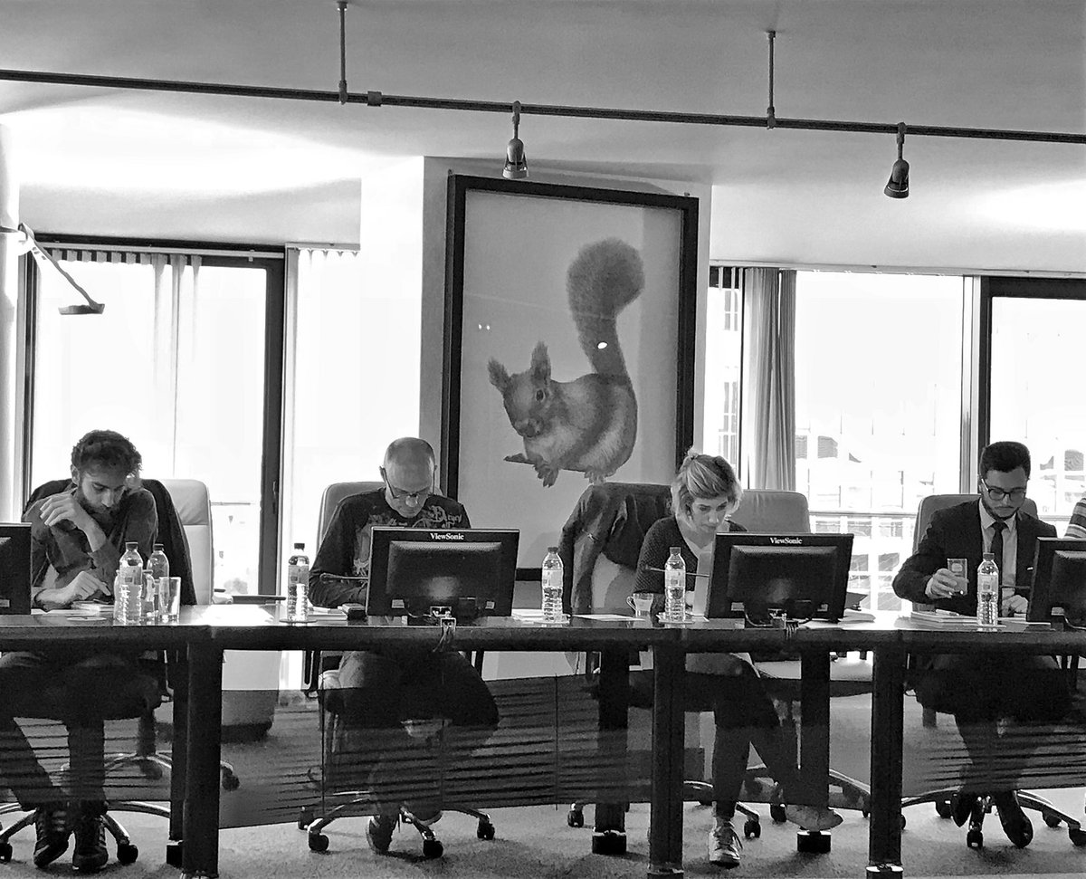 ChangeonsLeJeu's tweet photo. RT @villageCACB: 🤓 Ça bosse dur ce matin à la session #Toasterlab !
#dijon #startup #bourgogne #BFC #innovation https://t.co/k2gDggEDds