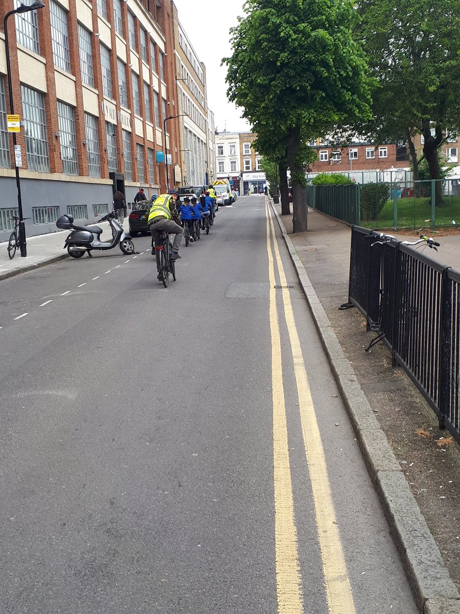 BevDickinson4's tweet photo. We just โค #Cycling @ShacklewellE8 More urban skill and confidence for our #Year5 & Learn to ride too -big success! Thank you @CycleConfident @hackneycouncil
๐ #GreenerHackney #ActiveTravel #CleanAir #NWFed https://t.co/QxaCXH7UEr