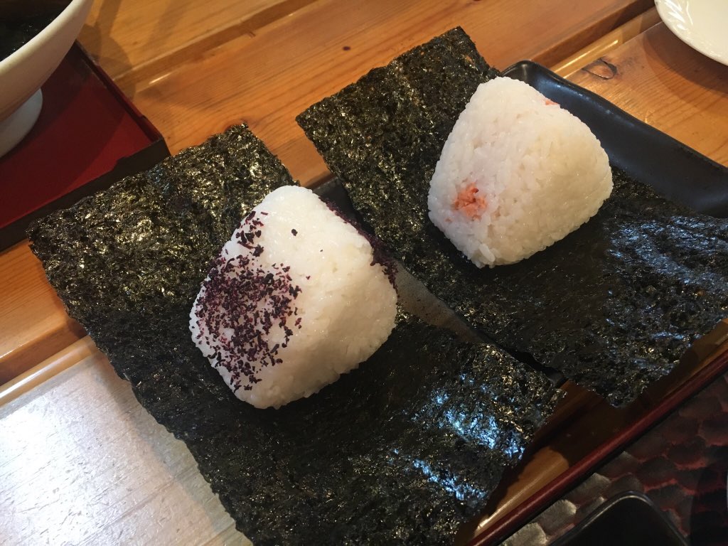 腹ペコdj満太郎 鹿児島市永吉にある 稲庭風うどん 玉や さんにきました 蒸し暑いのでサッパリとした冷しおろし天うどん いただきました 美味しかったです お水も美味しいです 食前酒に日本酒を出してくれます 車の方注意です