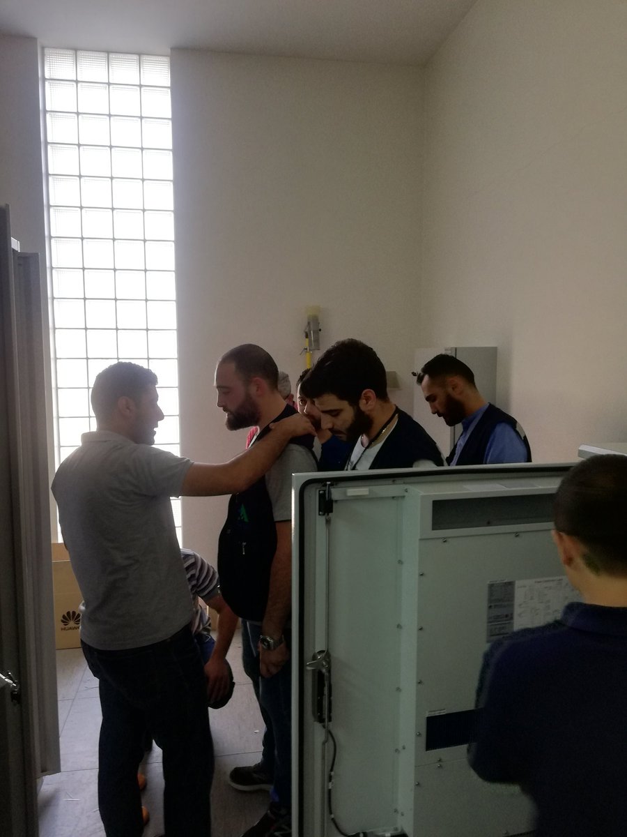 FouadSayegh4's tweet photo. Beginning our swapping day in khalde .... https://t.co/KpkBrMxZXc