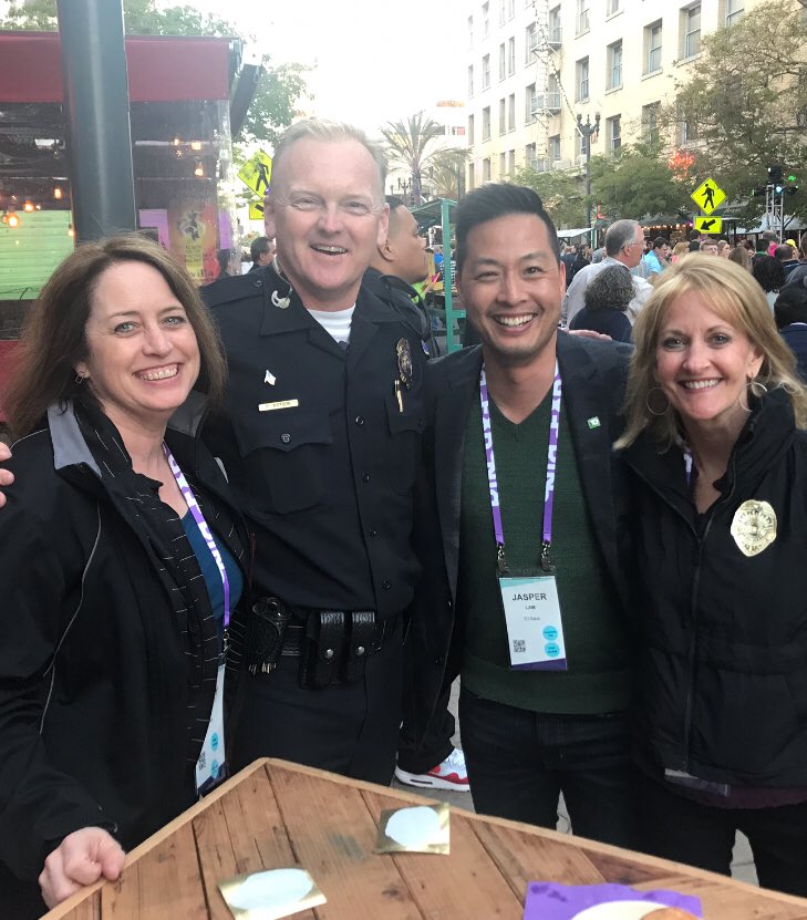 Wendy Arnott tweet media