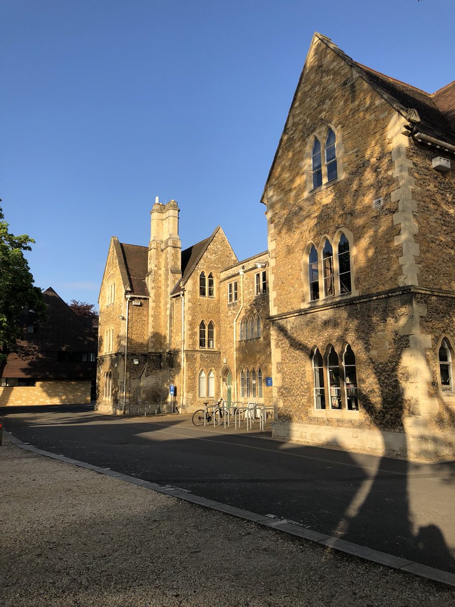 2018Circle's tweet image. #CIRCLE2019 @uniofglos