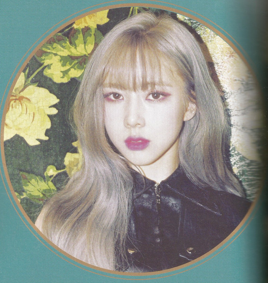 dreamcatcher スア トレカ Escape the ERA DREAMCATCHER - ESCAPE THE ERA 2nd Mini Album OFFICIAL PHOTOCARD | eBay